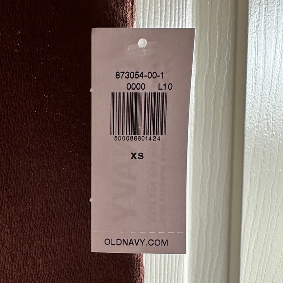 Brown Old Navy Crop Top - Picture 6 of 6